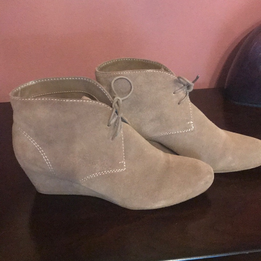 Suede booties size 9 Nine West
